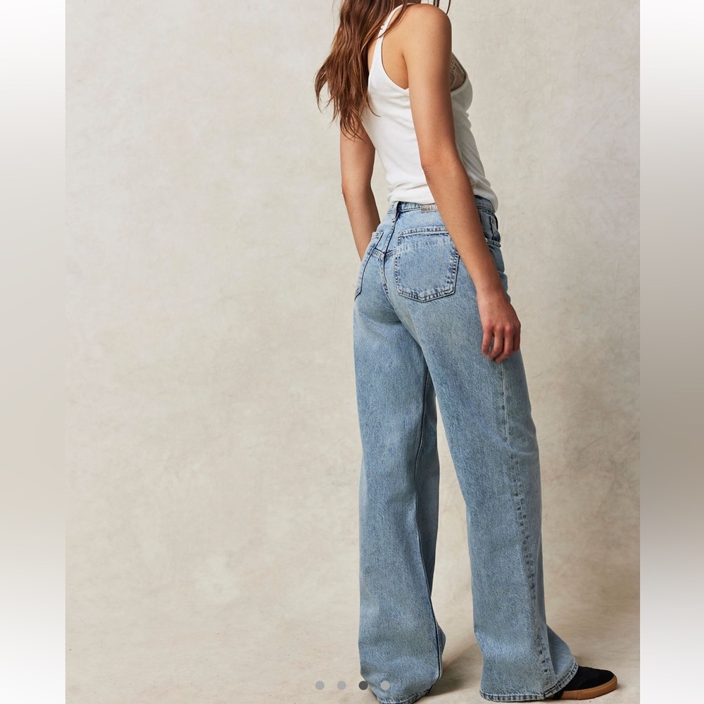 We The Free Tinsley Baggy High-Rise Jeans | Size 27 - Picture 3 of 4